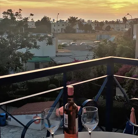 Faros Beach דירה Paphos